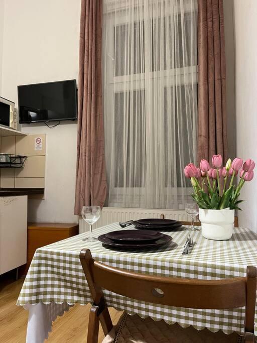 A3 Parliament Sunflower Cozy Apartament