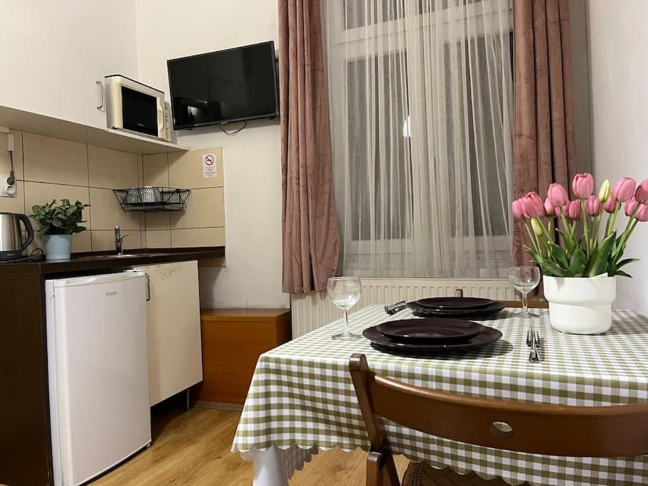 A3 Parliament Sunflower Cozy Apartment